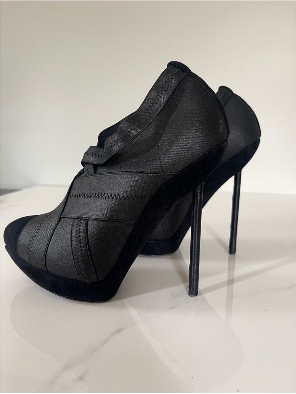 AUTHENTIC YSL PARIS FASHION WEEK RUNWAY HEELS - Picture 9 of 12